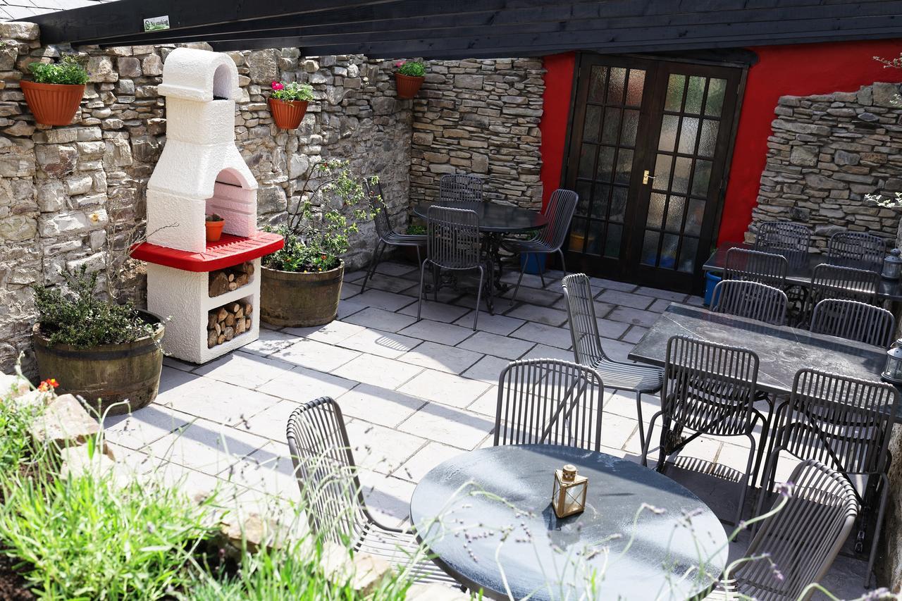Rams Head Inn Dolton Exterior foto
